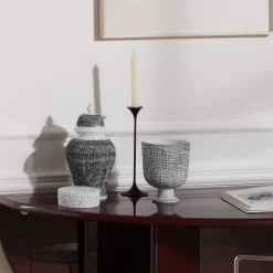 Post Scriptum Potiche in bianco e nero di Formafantasma