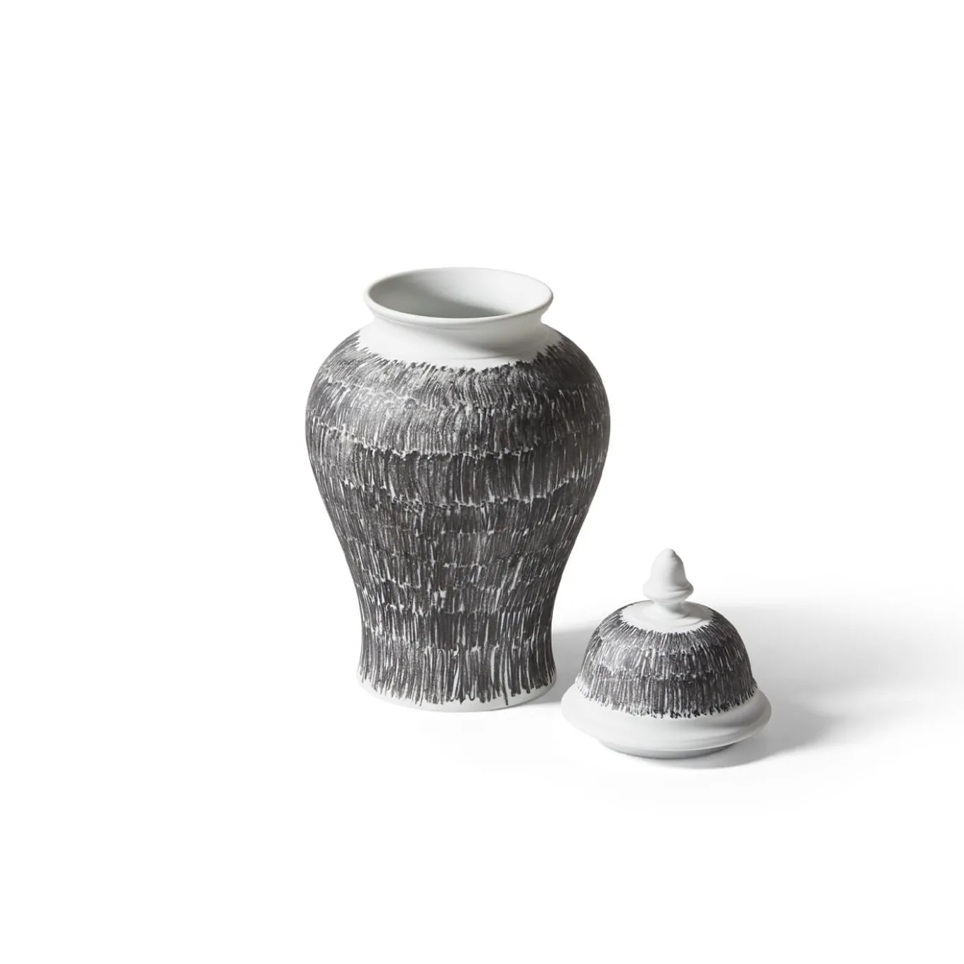 Post Scriptum Potiche in bianco e nero di Formafantasma