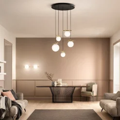 Posy Lampadario rotondo in vetro opalino bianco e metallo galvanizzato
