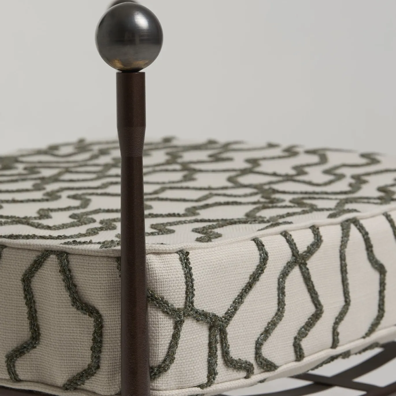 Pouf Alto Sgabello Alto Nero Ruggine Ferro Esterno