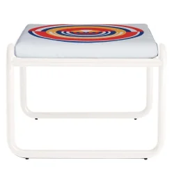Pouf bianco Locus Solus di Gae Aulenti