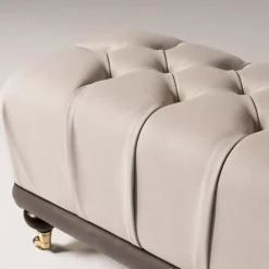 Pouf capitonnè Ottoman marrone chiaro e bianco panna