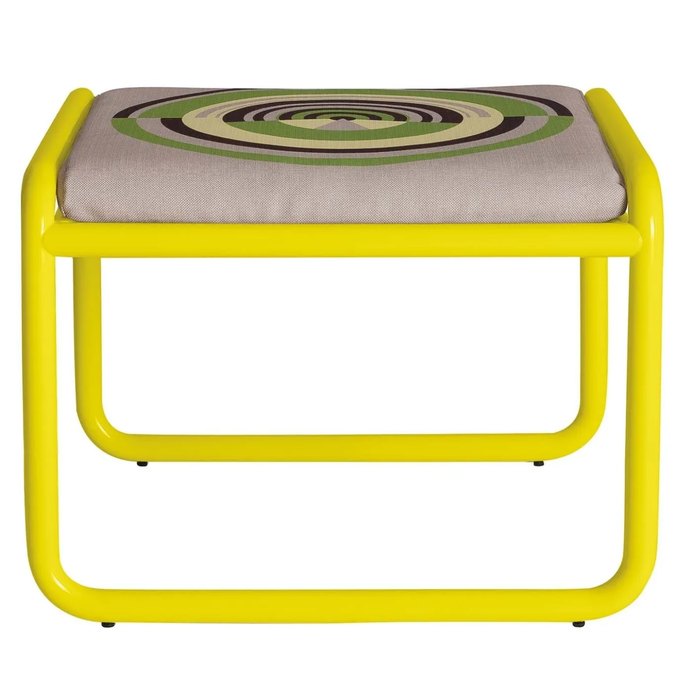 Pouf giallo Locus Solus di Gae Aulenti