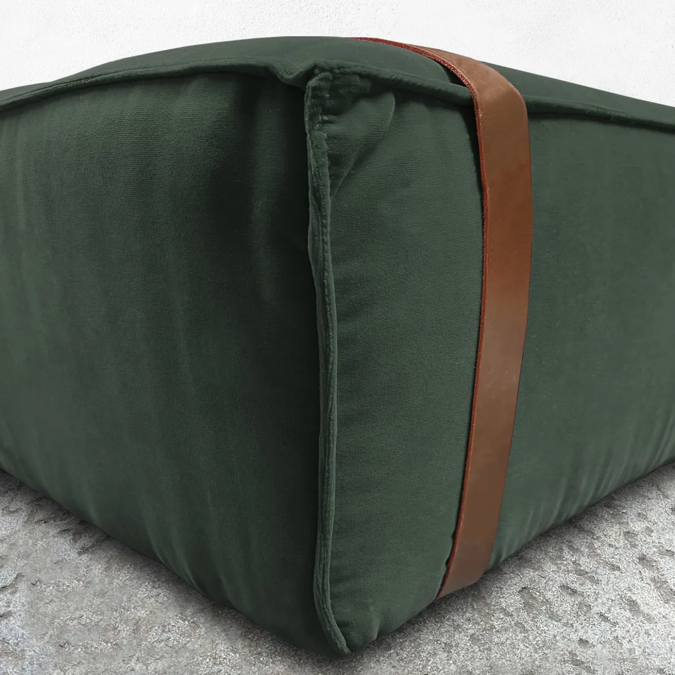 Pouf in velluto verde inglese Maxi Docker