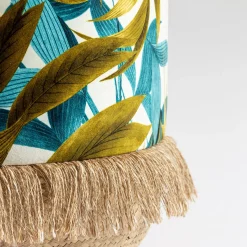 Pouf Las Palmas con foglie di palma e base in cesta