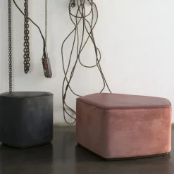 Pouf medio in pelle color vinaccia