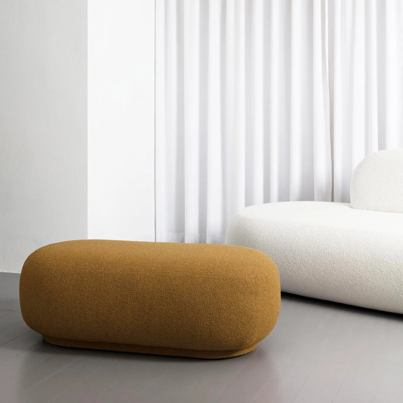Pouf Ovale Bombo Senape della Collezione Riviera