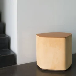 Pouf piccolo in pelle color Suola