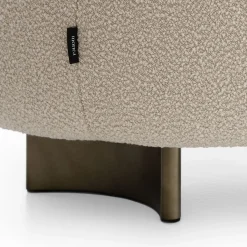 Pouf Punto e Virgola con Finitura Cipria