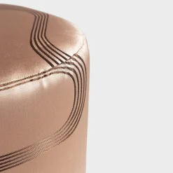 Pouf Vague Rosa con tessuto d'archivio Rubelli e base in cesta