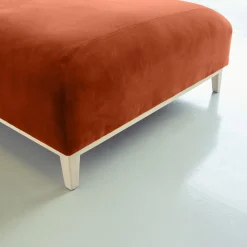 Pouf Zeno Eco In Velluto Arancione E Marrone Di Brian Sironi
