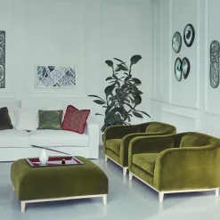 Pouf Zeno Eco In Velluto Verde Oliva Di Brian Sironi