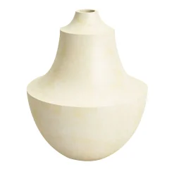 Profili C Lecce Vaso in pietra calcarea di Luca Scacchetti
