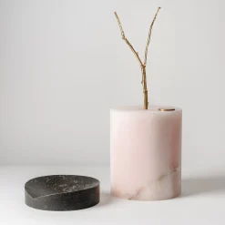 Qui e ora Vaso in marquina nera e onice rosa