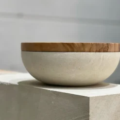 Rito N. 3 E Coppa in Pietra Leccese con Coperchio in Legno d'Ulivo