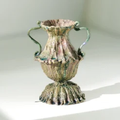 Rocco Anse Piccolo Vaso scultoreo in ceramica beige