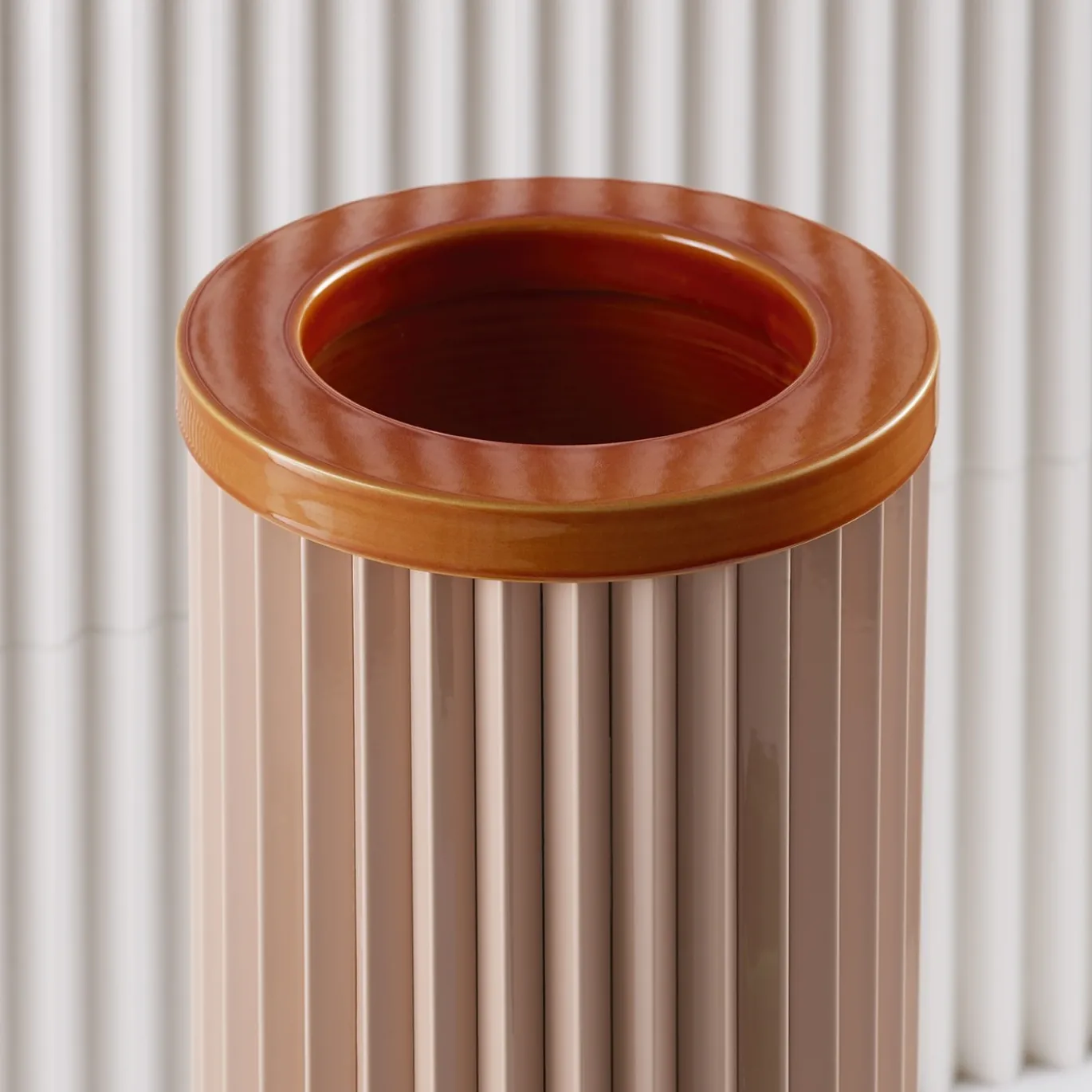 Rombini B VAso Marrone e Rosa di Ronan e Erwan Bouroullec