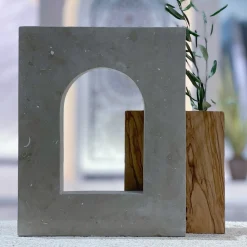 Ruderi 03 Scultura in Legno d'Ulivo e Pietra Leccese