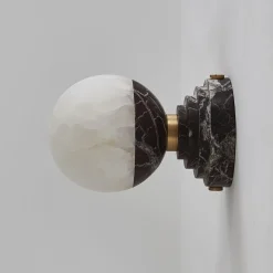 Sconce Lunar in marmo Rosso Levanto e onice