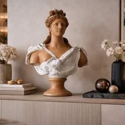 Scultura busto di Diana in smalto bianco e terracotta