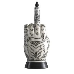 Scultura decorativa Infamis Tattoo di Ugo La Pietra