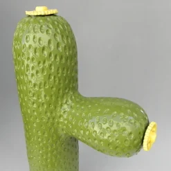 Scultura di cactus in ceramica Highway 287 di Tullio Mazzotti