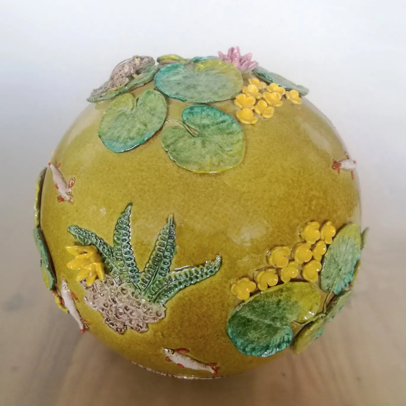 Scultura di Sfera Fiume