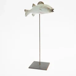 Scultura di spigola sottile