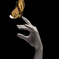 Scultura Ethereal Grace in resina bianca rivestita e ceramica in oro 24K