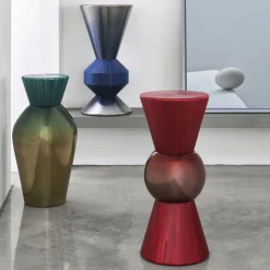 Scultura in anfora blu di Luca Barengo
