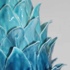 Scultura in ceramica azzurra Galatea