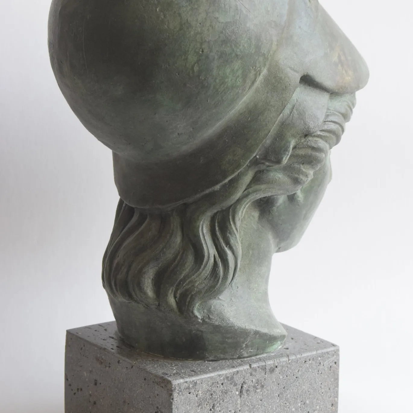 Scultura in ceramica bronzo Athena