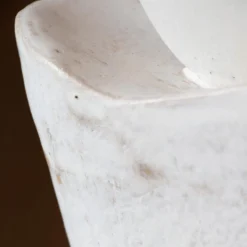 Scultura in gres bianco Luna Piena I