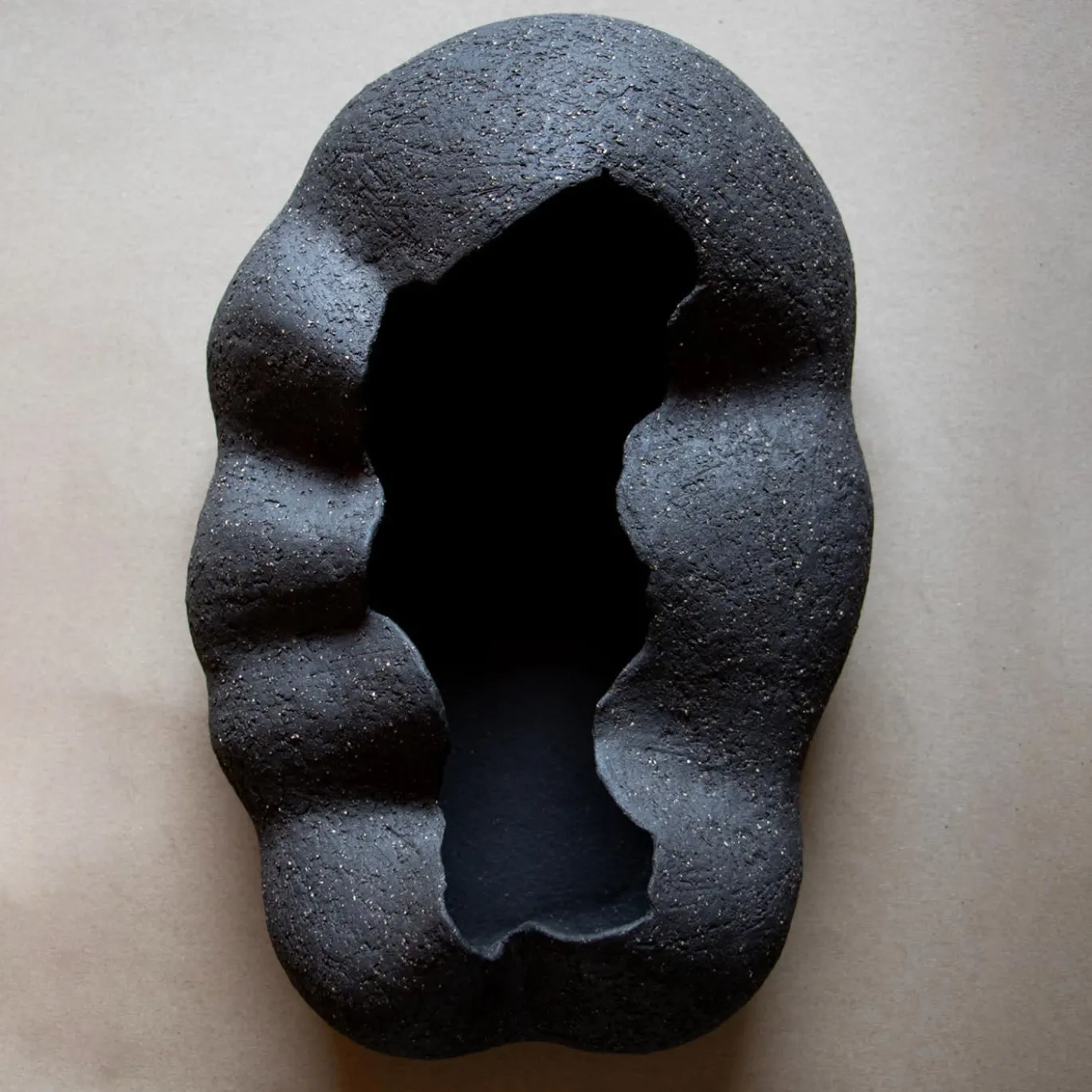 Scultura in gres nero IŠTAR I
