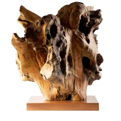 Scultura in legno d'ulivo Cuore Infranto