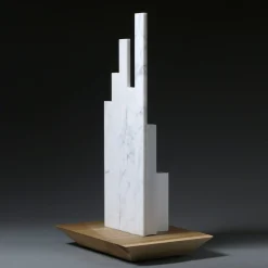 Scultura in marmo Grattacielo Bianco