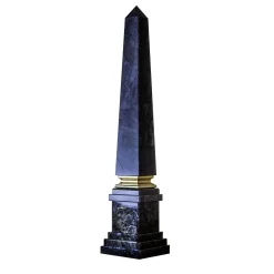 Scultura obelisco in labradorite Citorio
