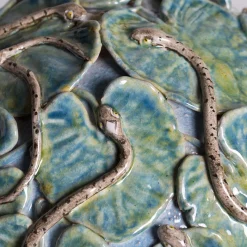 Scultura Sfera Serpente in Maiolica Blu