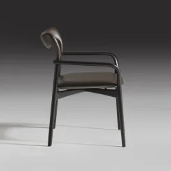 Sedia Achille in pelle scura