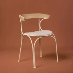 Sedia Ample White di Nichetto Studio