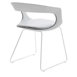 Sedia a slitta con schienale basso Frenchkiss di Stefano Bigi