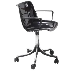 Sedia con rotelle Modus Black con braccioli di Centro Progetti Tecno