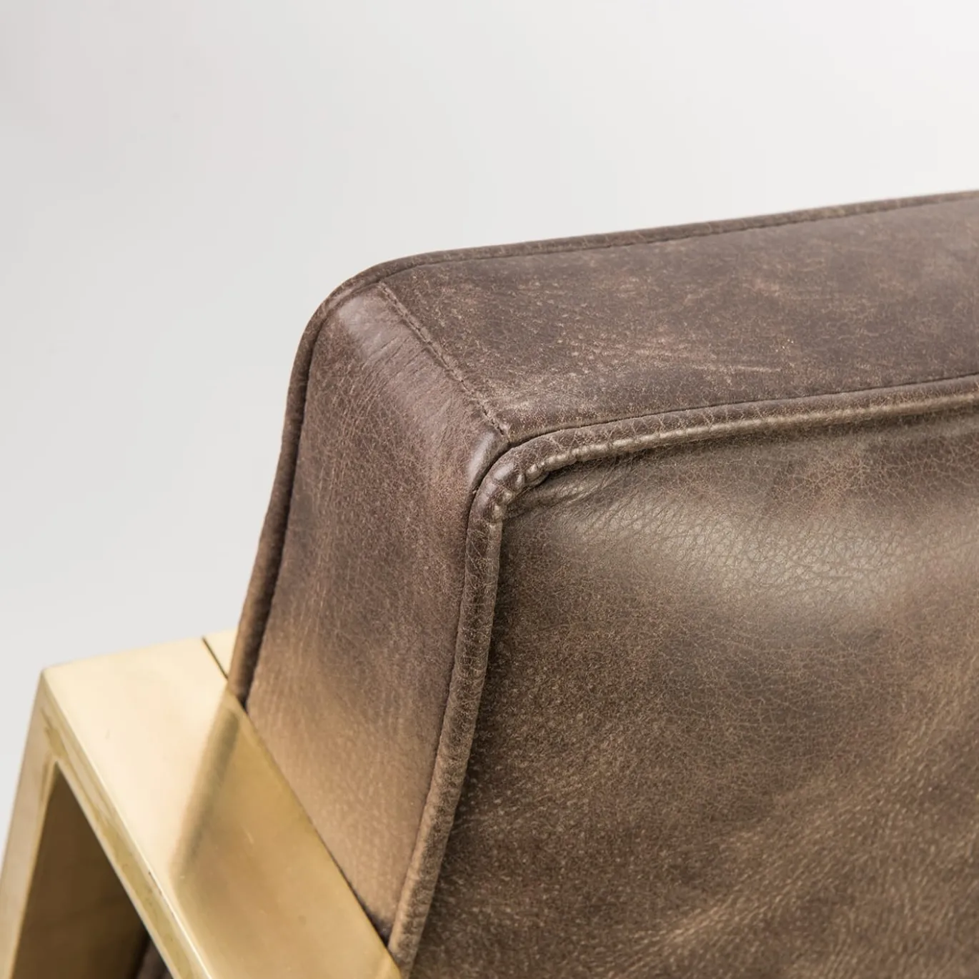 Sedia Corners in pelle marrone