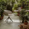 Sedia da pranzo in pelle non grigia con base girevole