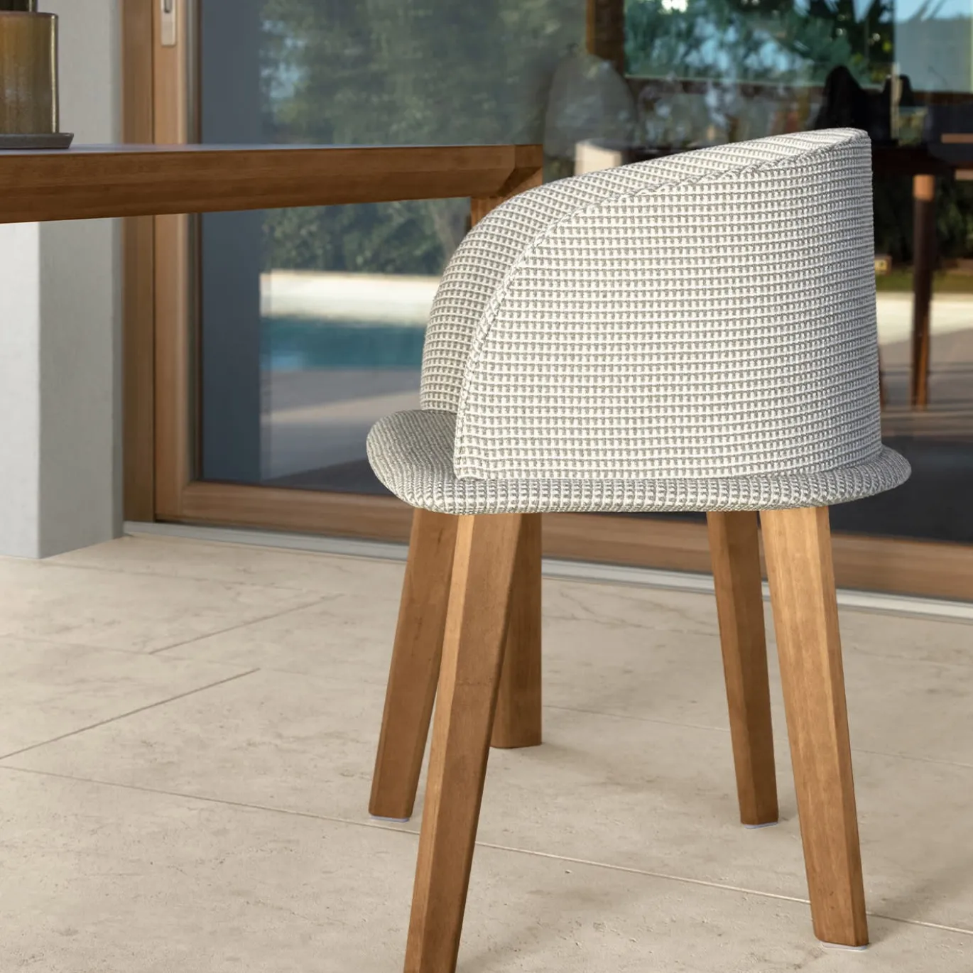 Sedia da vasca Cleo Beige in legno di Accoya di Marco Acerbis