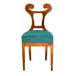 Sedia Eclectica Otto-Karl con finitura noce