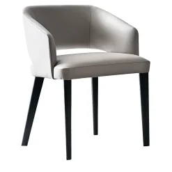 Sedia Elsa in pelle greige e rovere nero di Castello Lagravinese