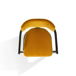 Sedia Essa in velluto giallo e legno nero lucido con intarsi in corno