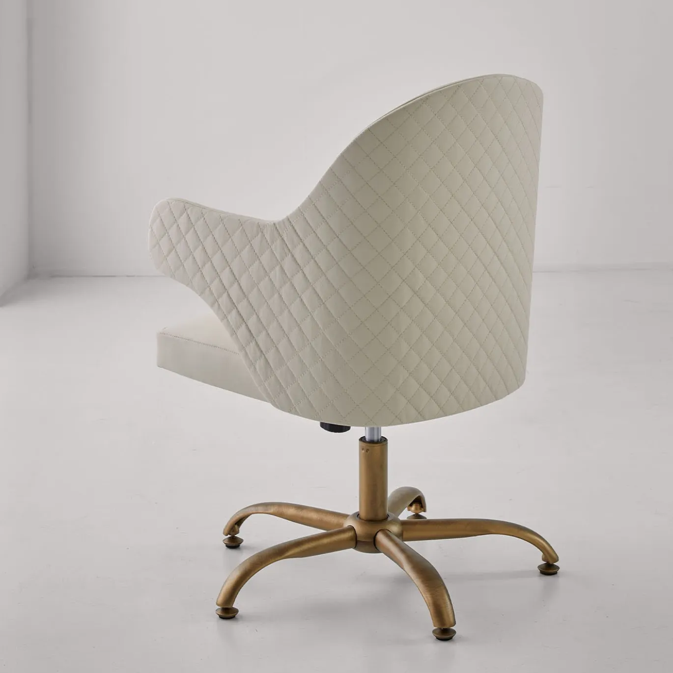 Sedia girevole Soft White