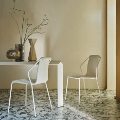Sedia imbottita Donna Sage White di Studio Irvine